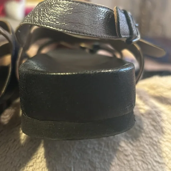 Sandals & Shoes - Picture 5 of 11